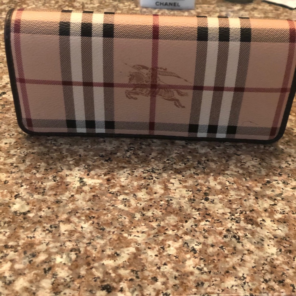 Burberry wallet